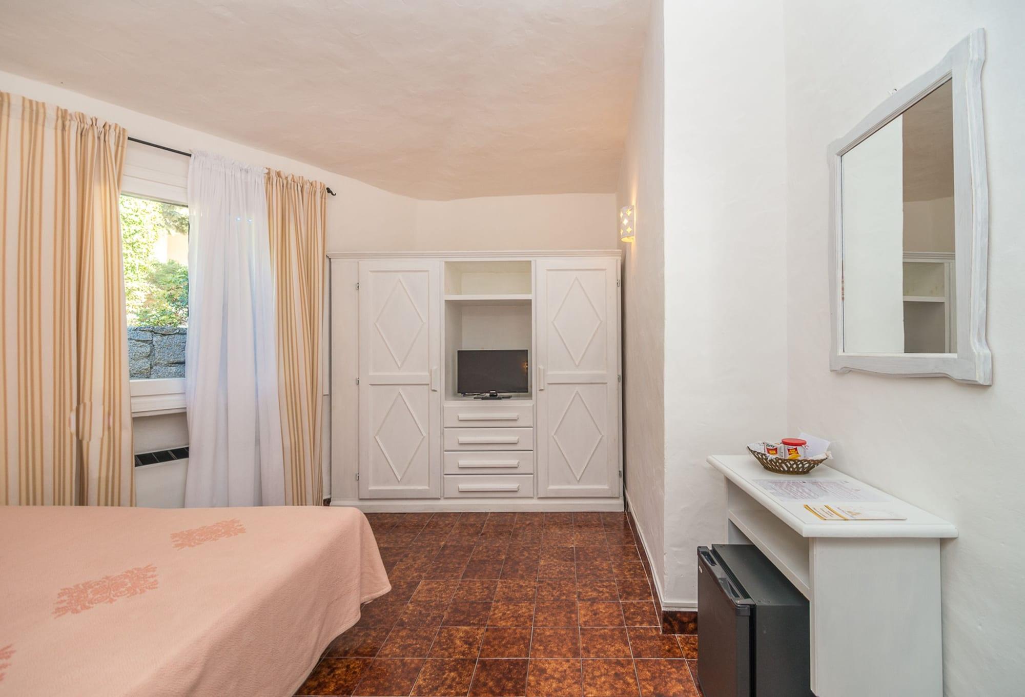 Hotel 3 Botti Baja Sardinya Dış mekan fotoğraf