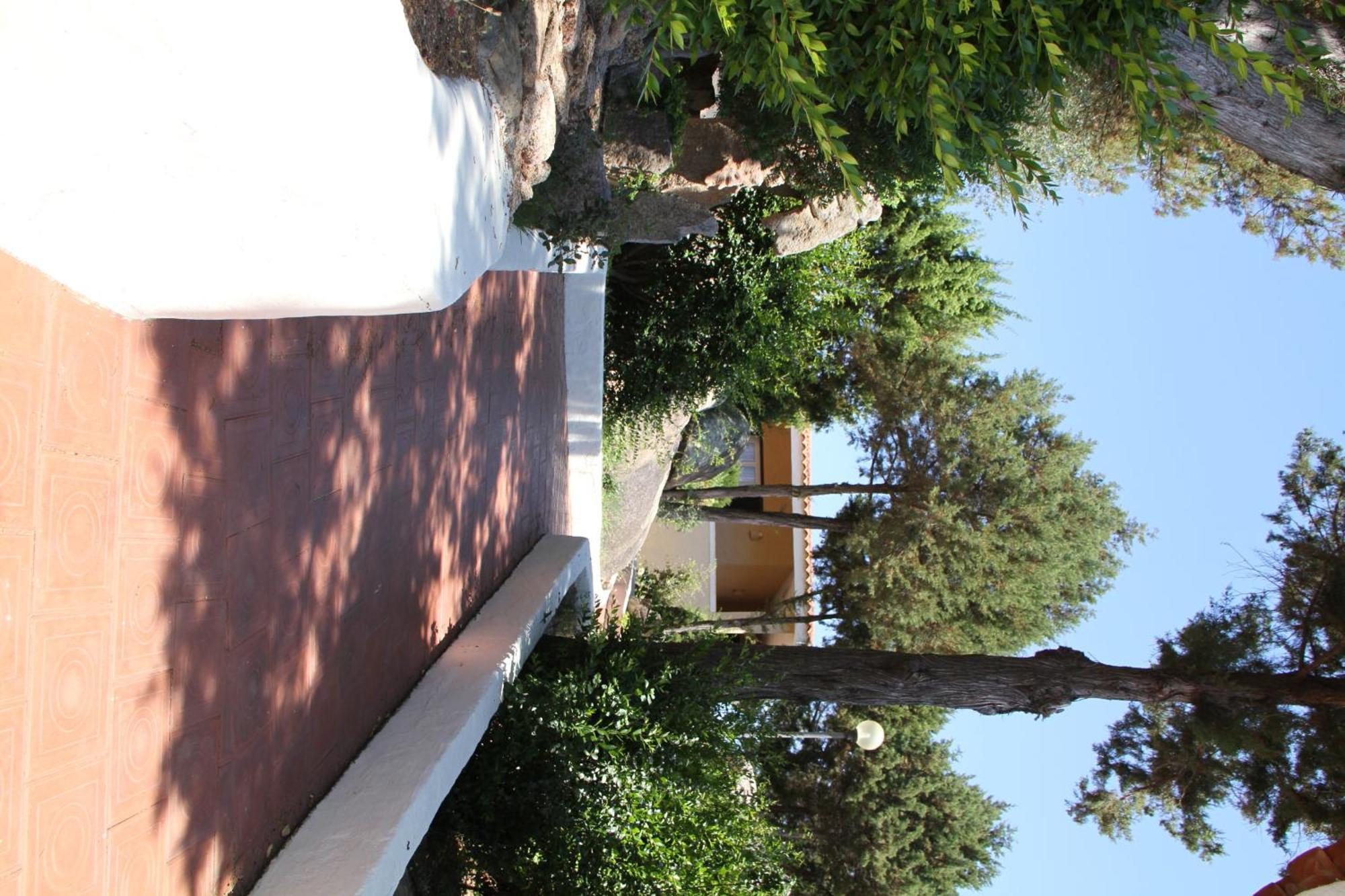 Hotel 3 Botti Baja Sardinya Dış mekan fotoğraf
