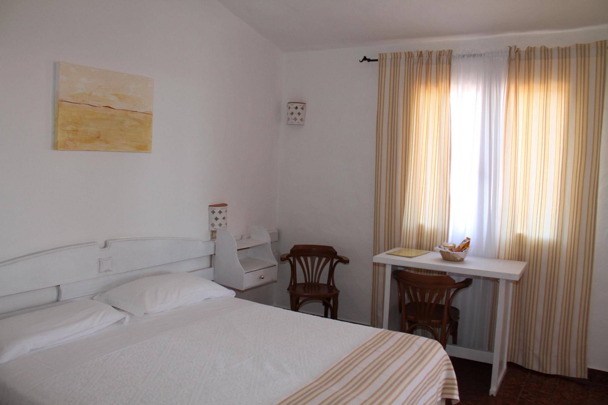 Hotel 3 Botti Baja Sardinya Dış mekan fotoğraf