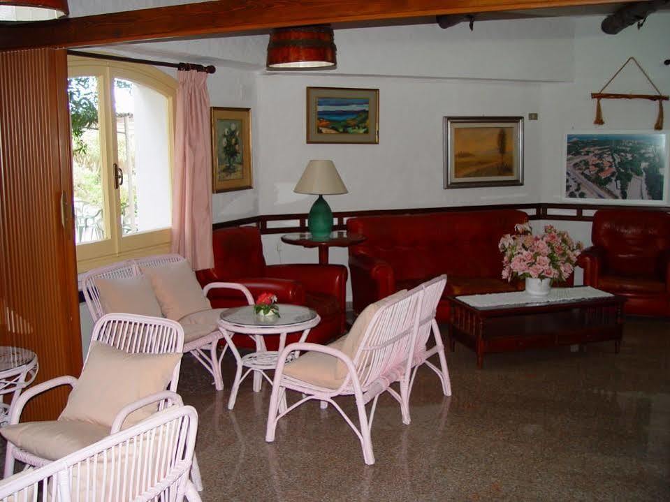 Hotel 3 Botti Baja Sardinya Dış mekan fotoğraf